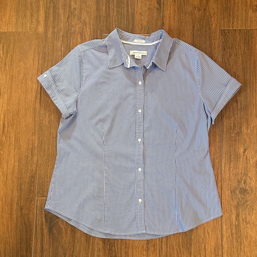 NWOT Liz Claiborne Navy and White Striped Shirt with Short Cuffed Skeeves